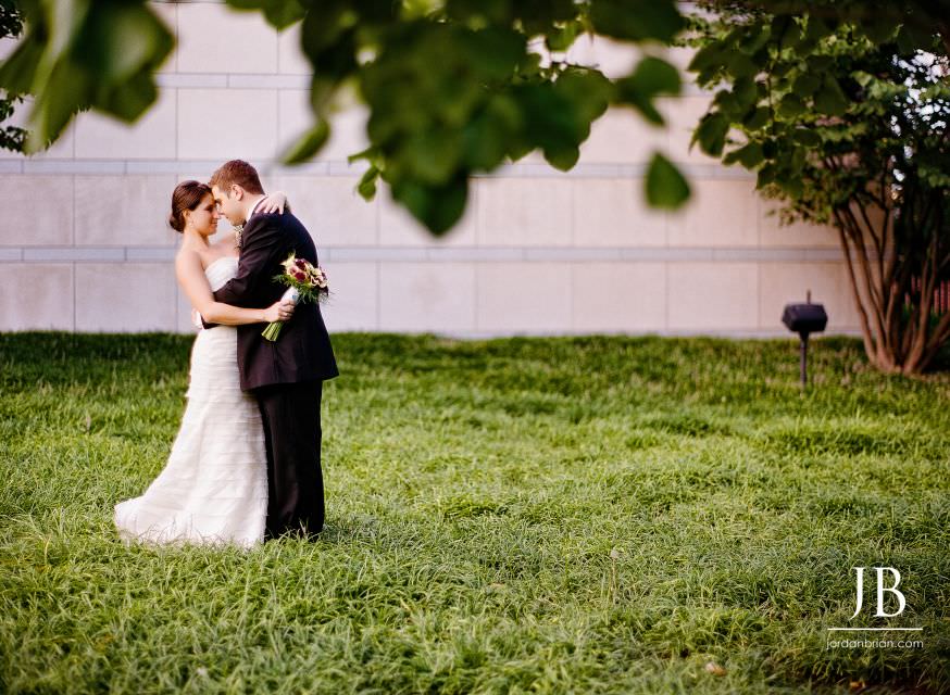 Philly Wedding! Emily & Thomas – Philadelphia, NJ emily thomas wed artisan 0280 Philly Wedding! Emily & Thomas – Philadelphia, NJ